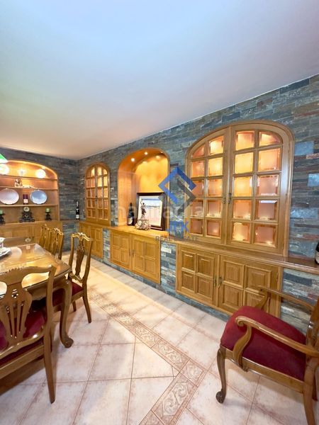 Foto 99451d00-be9c-4836-8d78-2734273884db. Casa adossada amb calefacció aparcament a Els Vilars d´Engordany Escaldes-Engordany