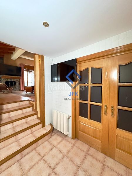 Foto f3284b59-5859-45cf-ac23-cfa7c04f8e3a. Casa adossada amb calefacció aparcament a Els Vilars d´Engordany Escaldes-Engordany