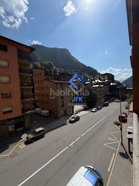 Foto ac2cec2e-33d1-4ec1-98ea-5468b25b094b. Pis amb calefacció aparcament a Sispony La Massana