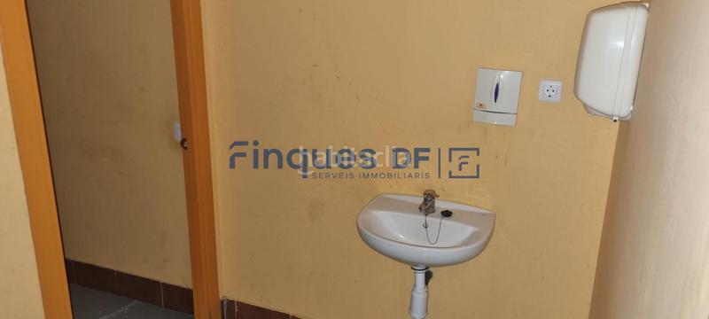 Foto 4ef66ce1-2fa3-41c0-8000-75f09fe80e37. Geschäftsraum in Sils