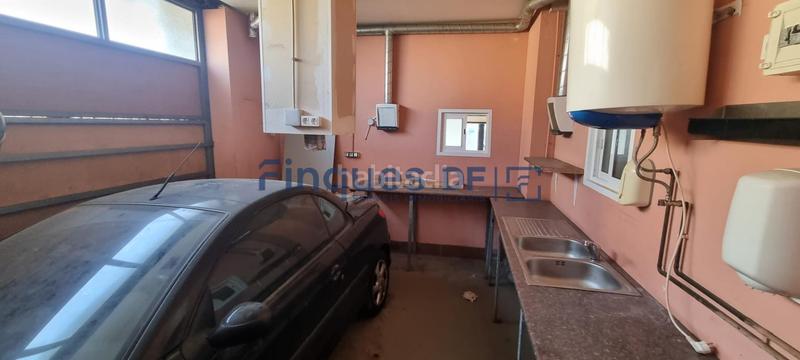 Foto cad4c757-dd21-4905-9aad-4f5932ba07ad. Geschäftsraum in Sils