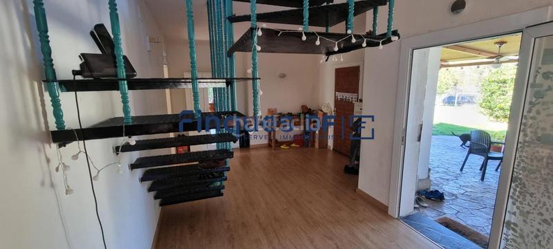 Foto 54eb3607-82a6-45ba-af1c-85f45894a4b1. Chalet mit parking in Terrafortuna - Puig Ventós Vidreres