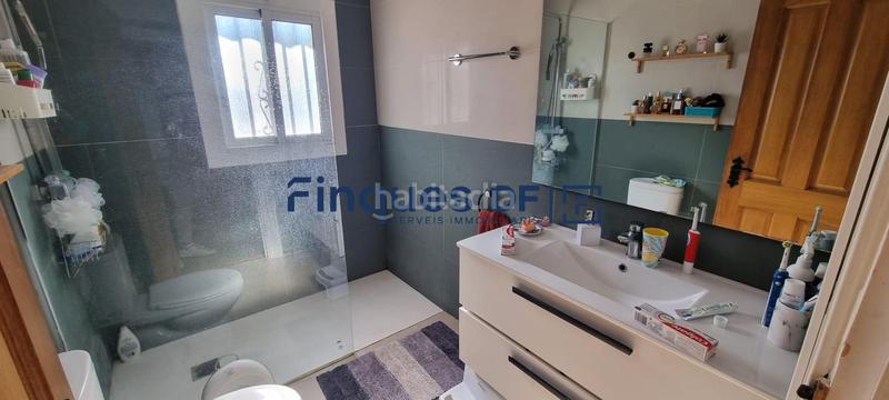 Foto 9aad8a69-d5e5-4bb4-9841-251cfbb04c3a. Chalet con parcheggio in Terrafortuna - Puig Ventós Vidreres