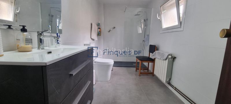 Foto 17a3ae30-de0a-483b-8154-fffdfc604a6d. Xalet amb calefacció aparcament a La Goba Vidreres