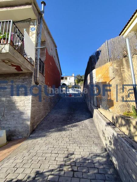 Foto aa23c100-2560-4c46-abeb-caaa98cd38a4. Chalet in pío baroja 57 in terrabrava - Tordera parc Tordera