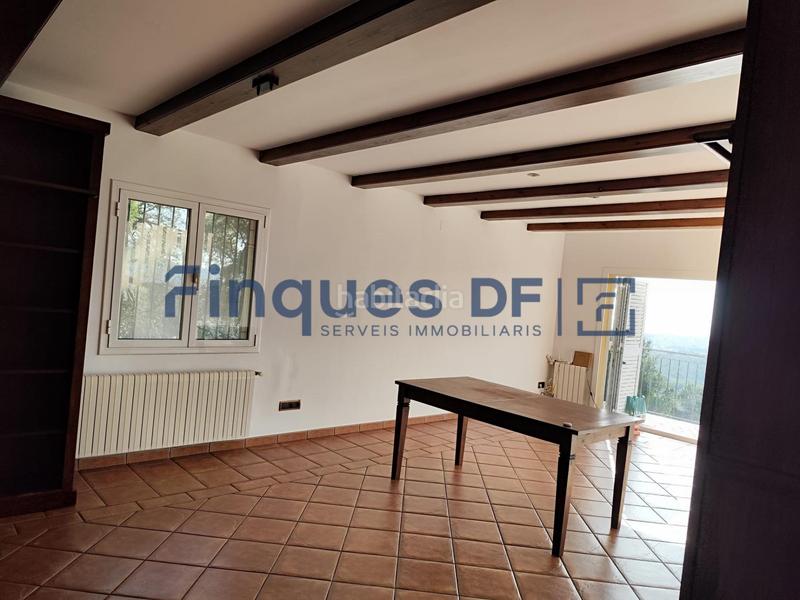 Foto 17b2ee6c-daff-44d9-9e9a-897e40226fad. Chalet with heating parking in residencial Blanes - vistamar Blanes