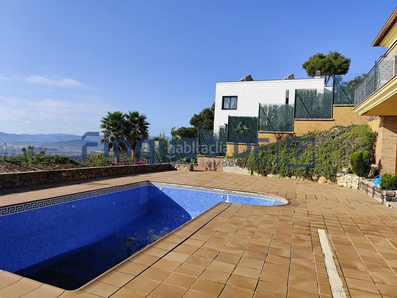 Foto fc1cd15c-6537-4db6-802e-32eed7cd5501. Chalet avec chauffage parking dans residencial Blanes - vistamar Blanes