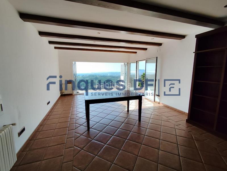 Foto 5cd81c35-f9ab-4d2d-8832-4dd7bd5fec88. Chalet con riscaldamento parcheggio in residencial Blanes - vistamar Blanes