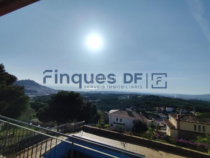 Foto 969113b2-a709-4c61-ac52-ac3c6613be33. Chalet con riscaldamento parcheggio in residencial Blanes - vistamar Blanes