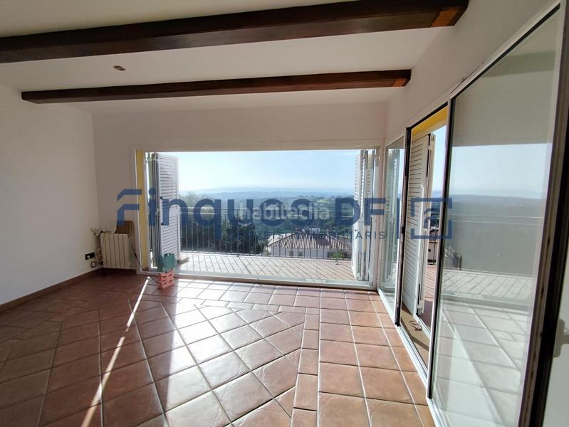 Foto de17af31-1d15-407c-ac5a-5a55b812ce95. Chalet con riscaldamento parcheggio in residencial Blanes - vistamar Blanes