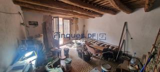 Casa adossada a Centre. Casa adosada en venta en el centro de vidreres  espaciosa, céntr