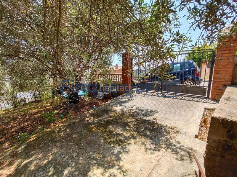 Foto 43a9e6a1-a26a-4175-bef9-c307dc64f978. Residential plot in Riudarenes