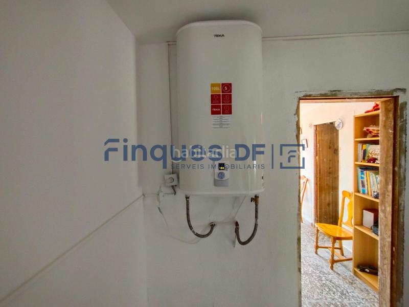 Foto 0a264a49-fde0-4294-8e1c-75477b1a8ff2. Chalet with parking in Riudarenes