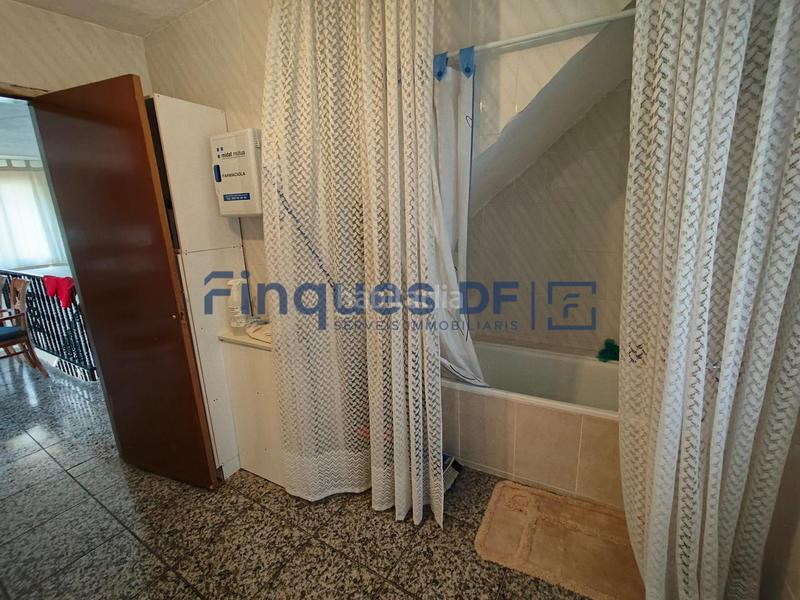 Foto 0c21f9c5-15b1-40d4-9b52-5609ed876c54. Chalet with parking in Riudarenes