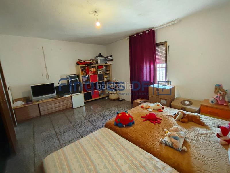 Foto d60dac94-6a80-46d9-88be-54c331392201. Chalet with parking in Riudarenes