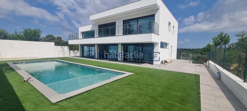 Foto 0fe588e0-ab9c-42f2-91cb-9939adc98514. Chalet en Terrafortuna - Puig Ventós Vidreres