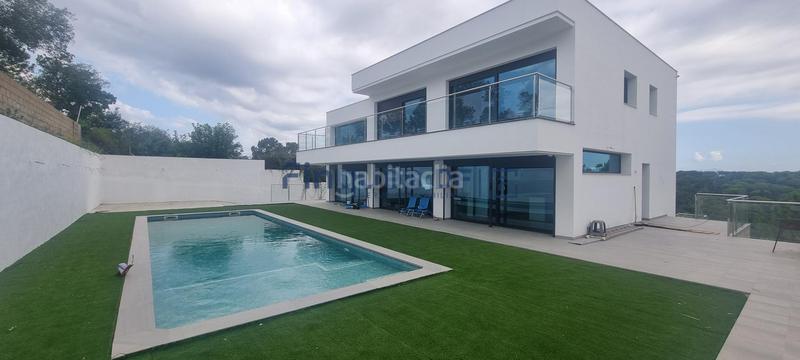 Foto 3b276155-9e94-4363-ad3f-718a69847a95. Chalet con riscaldamento parcheggio in Terrafortuna - Puig Ventós Vidreres