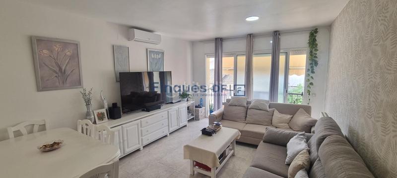 Foto aad725ec-1a8c-454f-ba29-832e1224ebd2. Piso amplio piso en el centro , ideal para familias en Vidreres