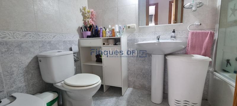 Foto c6cf59fd-96c7-4746-bbea-777cb3652ebd. Piso amplio piso en el centro , ideal para familias en Vidreres