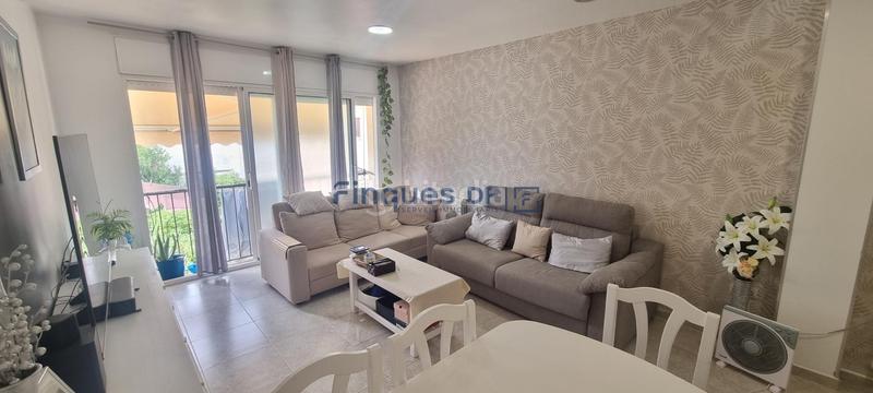 Foto d8d44bd1-1592-4659-b682-af01b11e98a7. Piso amplio piso en el centro , ideal para familias en Vidreres