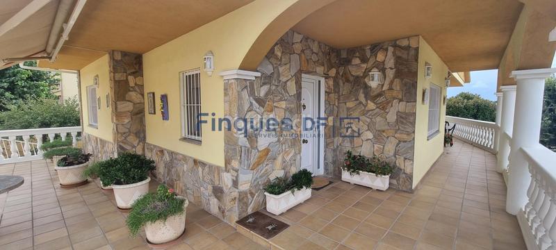 Foto 1a9932d4-6ef9-44d7-8f94-de857fa12c0f. Chalet avec chauffage parking dans Residencial Park Maçanet de la Selva
