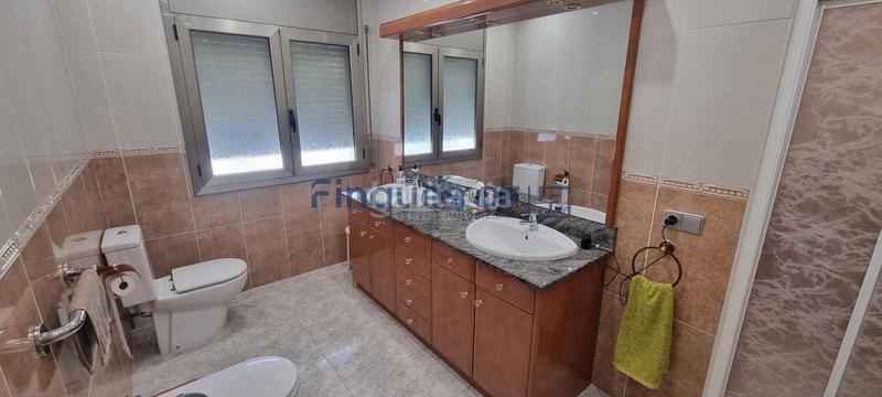 Foto 886622e5-3ecb-41b5-93d8-c8c17cf2c4fa. Chalet avec chauffage parking dans Residencial Park Maçanet de la Selva