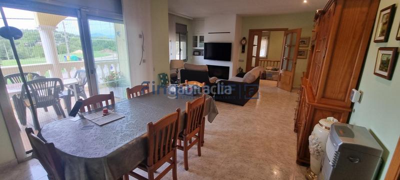 Foto 95669b7e-d96f-45c0-a1f0-5d960e436ee0. Chalet avec chauffage parking dans Residencial Park Maçanet de la Selva