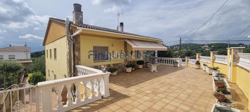 Foto ba193a7c-251e-4d8d-a3ca-078fca42cf43. Chalet avec chauffage parking dans Residencial Park Maçanet de la Selva
