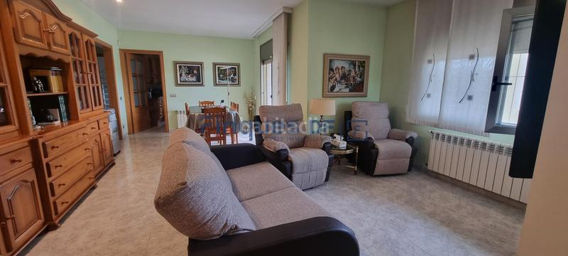 Foto fec40db4-287e-4d56-976b-268ebacb3bc3. Chalet avec chauffage parking dans Residencial Park Maçanet de la Selva