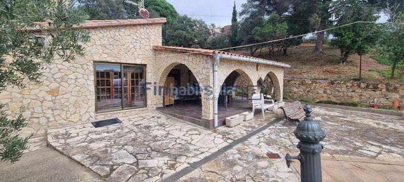 Foto 99f7e826-4664-4c55-b1a5-95e07ca8be42. Chalet con riscaldamento parcheggio piscina in Aiguaviva Parc Vidreres