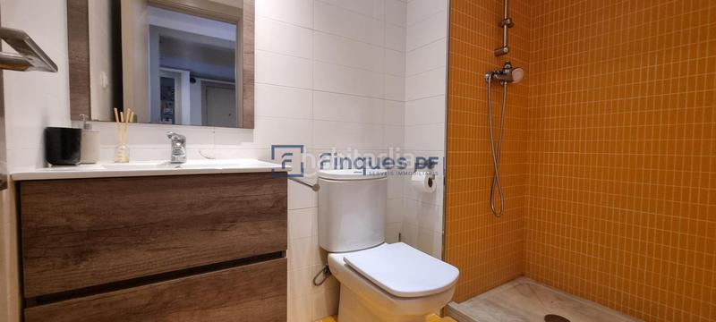 Foto bf7e4f53-bc74-4e02-804d-ff653f43ad89. Etagenwohnung mit heizung in Centre Vidreres