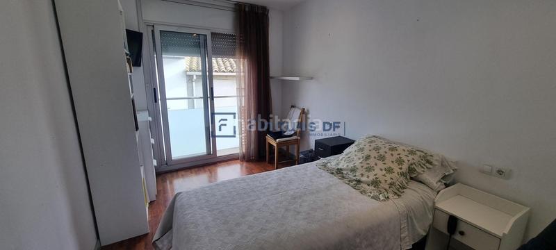 Foto d48863d9-b09d-4cdb-86c5-d95e1dd83759. Etagenwohnung mit heizung in Centre Vidreres