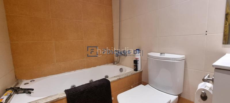 Foto d4e5a7c4-9876-4a4d-bfca-8b53d1b91efa. Etagenwohnung mit heizung in Centre Vidreres