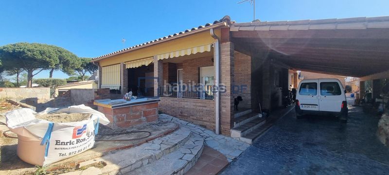 Foto 0cff8ca5-e34b-4f5a-ba1e-4f0bdd11bc6d. Xalet amb calefacció aparcament a La Goba Vidreres