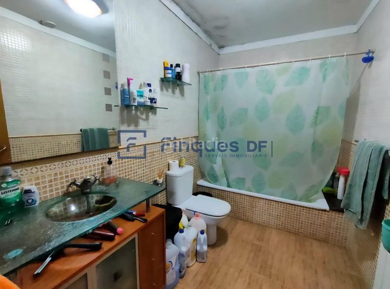 Foto 24ba4392-20b9-4622-874b-b8ae42c217e5. Xalet amb calefacció aparcament a La Goba Vidreres