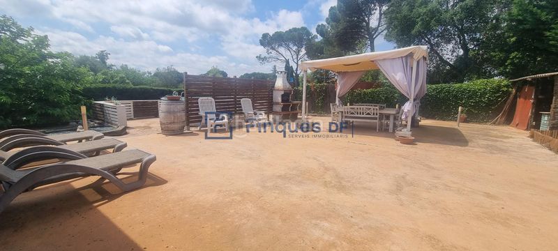 Foto 4e5a6ceb-cb97-4cdc-ba78-0c426e0bb8fa. Xalet amb calefacció aparcament a Caldes de Malavella