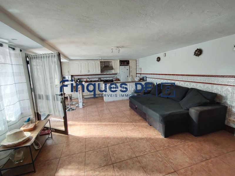 Foto 3df0fcdf-a674-4159-943a-3916d245a10a. Casa amb calefacció a Riudarenes