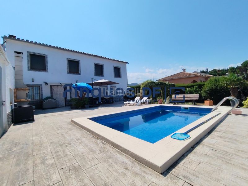 Foto 4d606819-c2db-4594-95f2-a405619290d9. Casa amb calefacció a Riudarenes