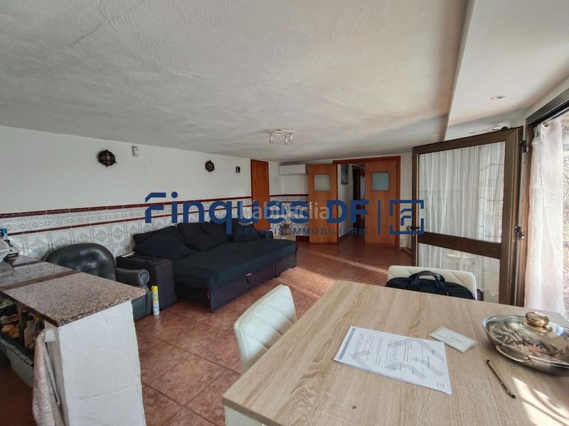 Foto ac07e3a7-96ef-46a1-81c5-2bd0bf2edc67. Casa amb calefacció a Riudarenes