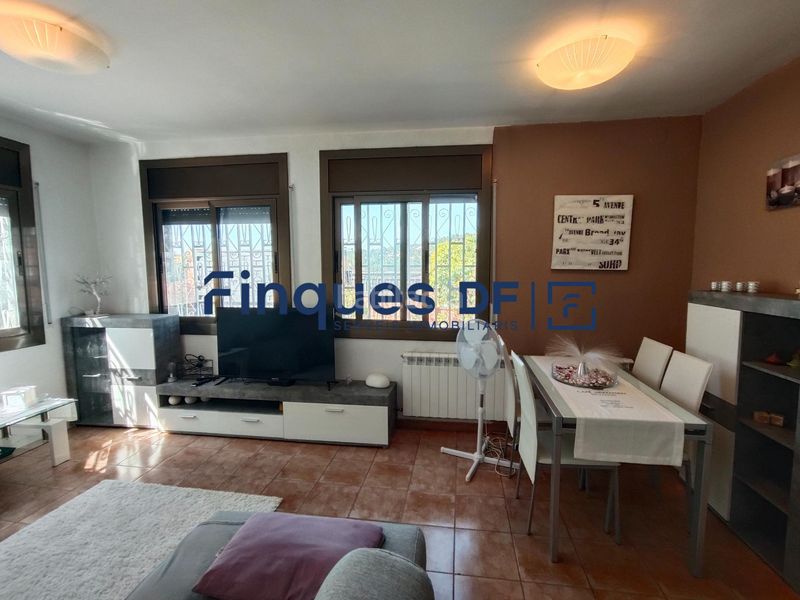 Foto e3df8256-88c6-40fb-94ec-6ef49d30a82b. Casa amb calefacció a Riudarenes