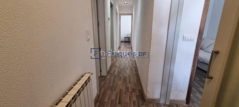 Foto 10531486-578f-4a01-bd01-605cc752a146. Casa adossada amb calefacció aparcament a Creu de la Mà Figueres
