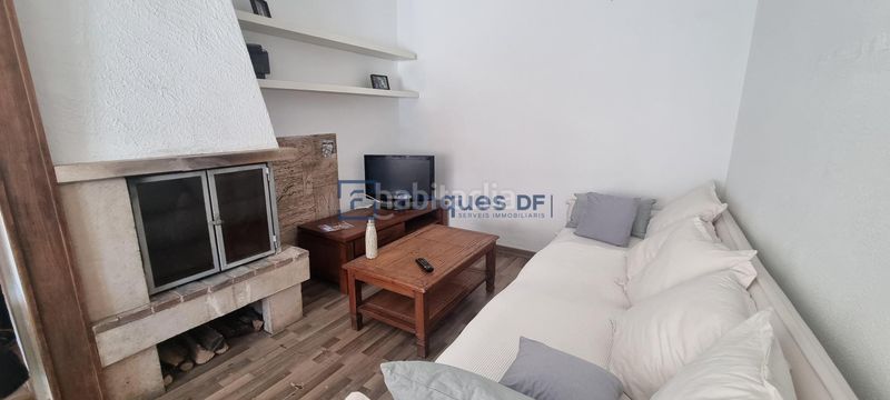 Foto 41495642-bfe2-4482-9fd8-d1d55f5c80ff. Casa adossada amb calefacció aparcament a Creu de la Mà Figueres