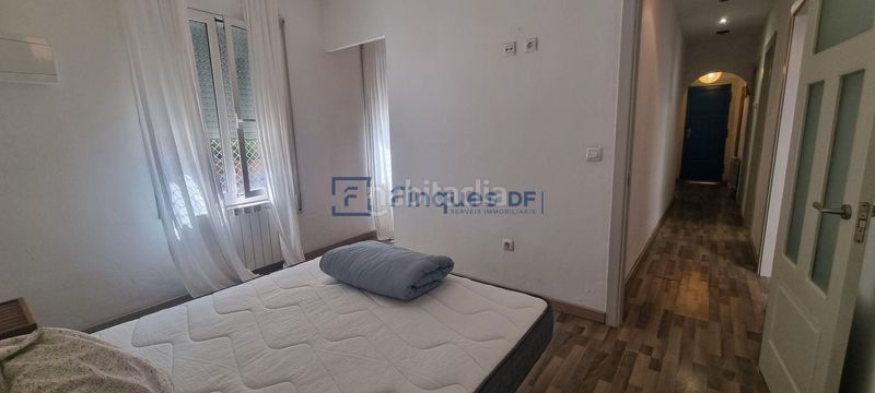 Foto 458e6f3e-94f3-43b8-8e57-9eec85906f1d. Casa adossada amb calefacció aparcament a Creu de la Mà Figueres