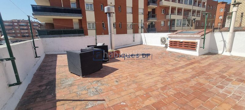Foto 68ea1105-f671-4edf-a3d1-c7ec8789d14b. Casa adossada amb calefacció aparcament a Creu de la Mà Figueres