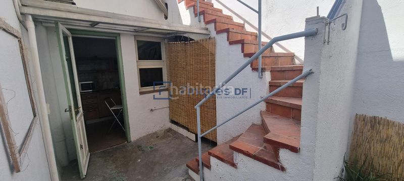 Foto 88138d24-ccfe-451d-b655-23839915b10d. Casa adossada amb calefacció aparcament a Creu de la Mà Figueres