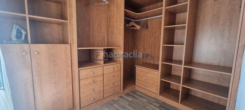Foto 9538ed60-629a-4a43-9215-06272f77cec5. Casa adossada amb calefacció aparcament a Creu de la Mà Figueres