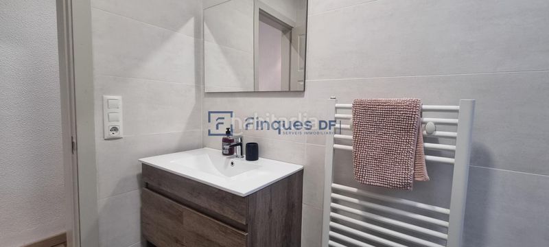 Foto ca1ddbdb-a244-403c-b678-5e930b1429e4. Casa adossada amb calefacció aparcament a Creu de la Mà Figueres