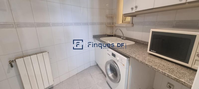 Foto d69c1cb1-7c54-4081-b929-eb1486476ad2. Xalet amb calefacció aparcament a Centre Vidreres