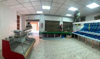 Lloguer Local Comercial en San Nicols. Alquilo bajo comercial muy bueno para frutera.