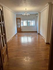 Etagenwohnung in San Miguel
